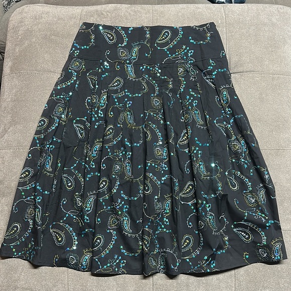 🥰🥰Beautiful Sequined Skirt🥰🥰 - Picture 1 of 7